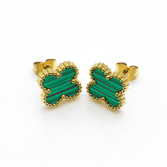 GREEN CLOVIE STUDS