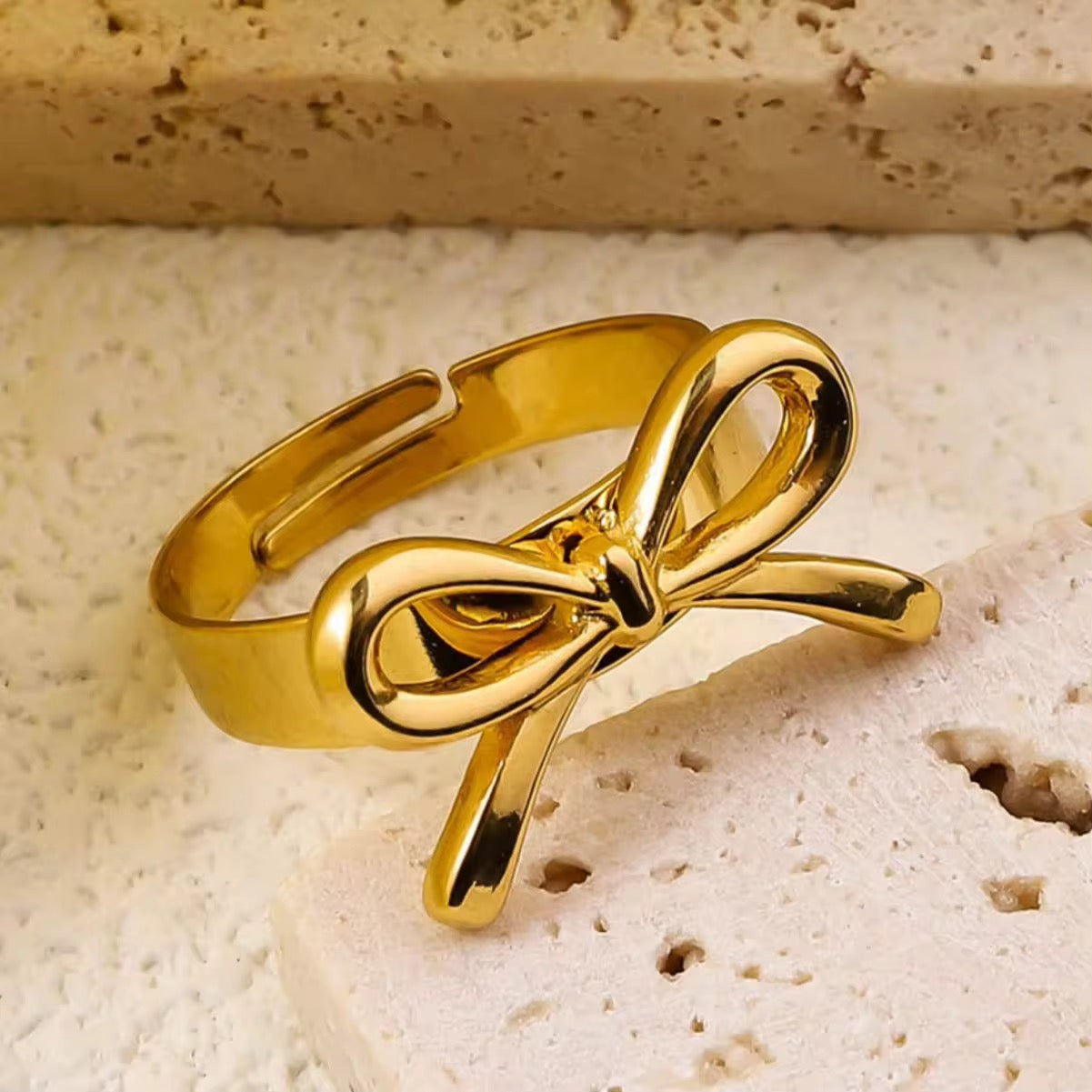 BOW RING