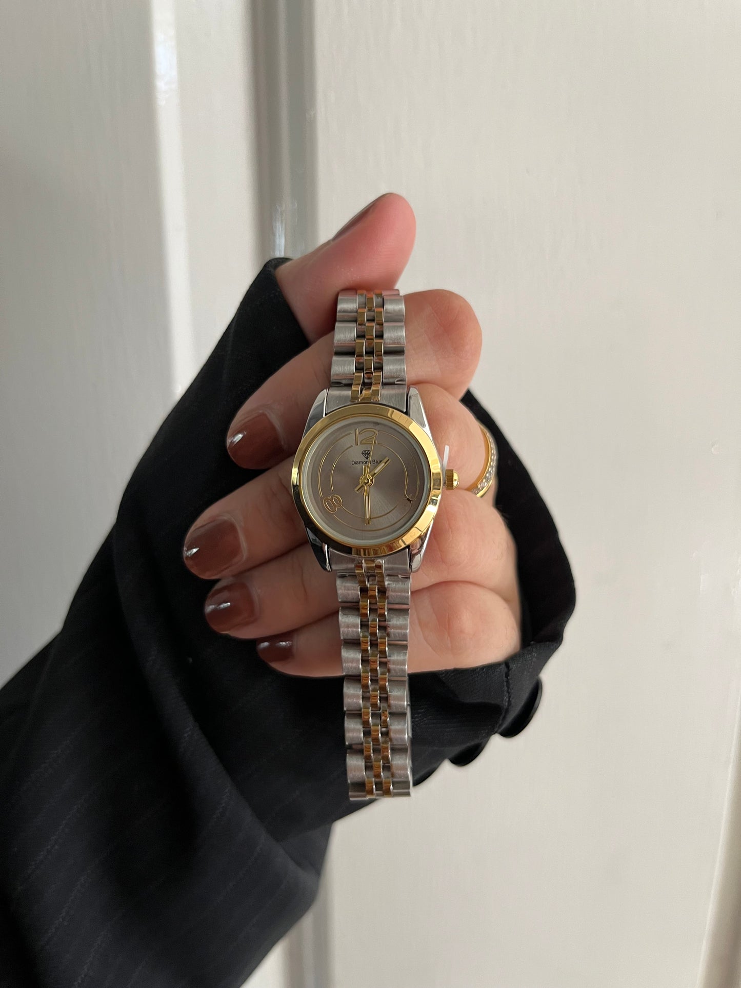 TWO TONE GREY DAIL WATCH