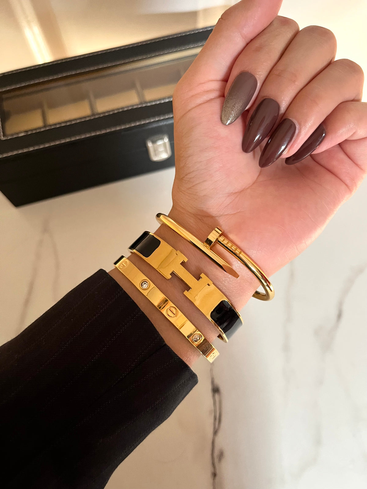 Hermes black edit stack