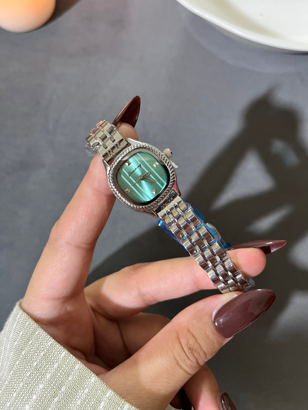 Mint Élan Watch
