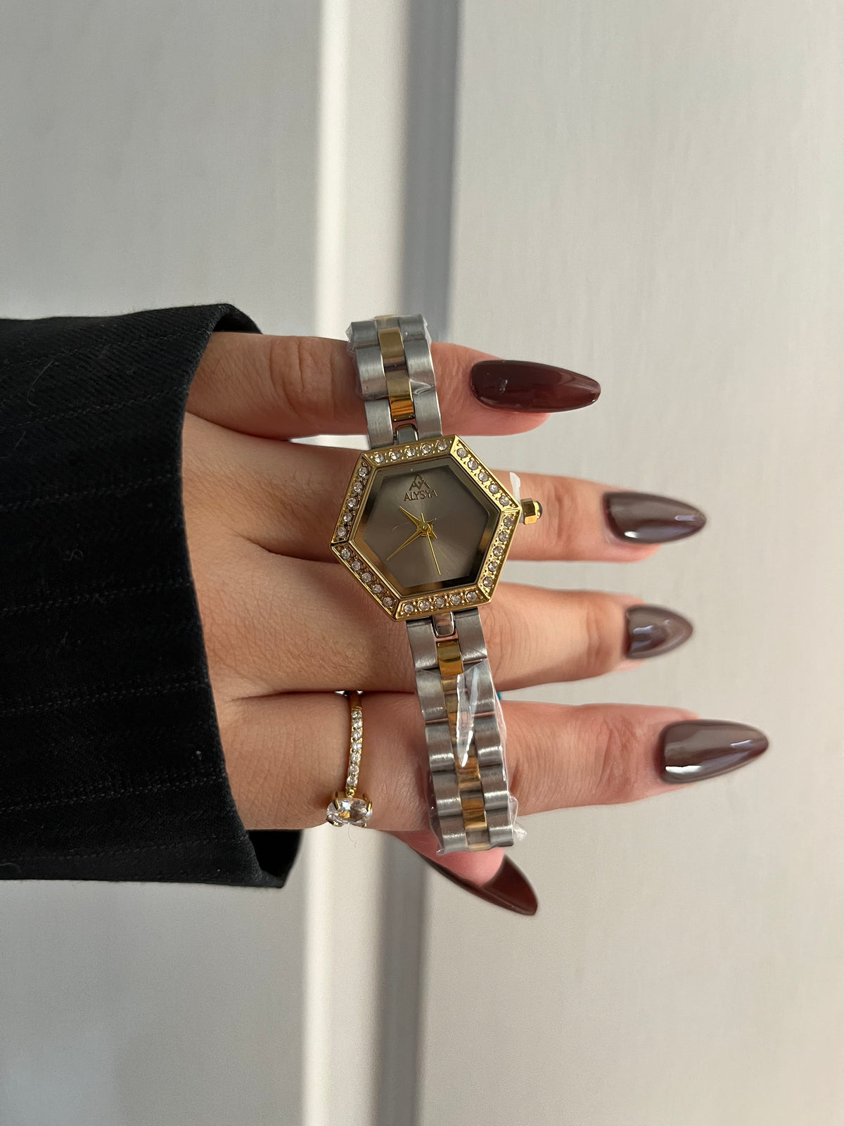 Alysya Hexagon Watch(grey dial)