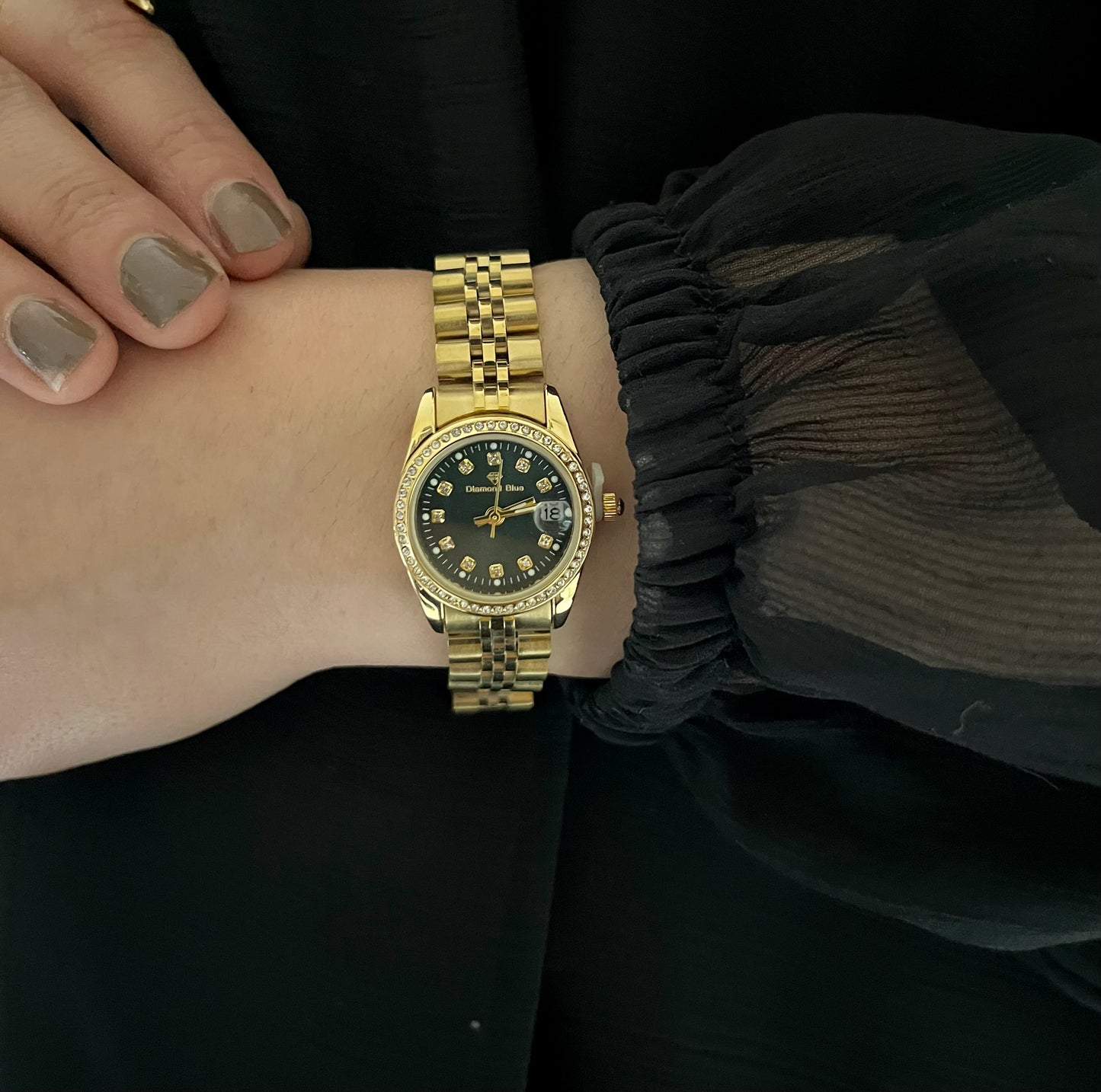 ✨Crystal Studded Royal Olive Dail Watch ✨