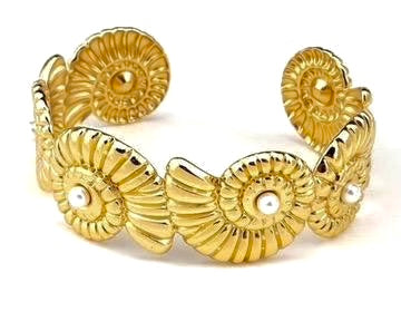 PEARL ESSENCE BANGLE