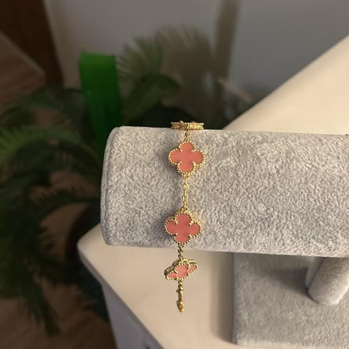 VANA PINK CLOVIE BRACELET