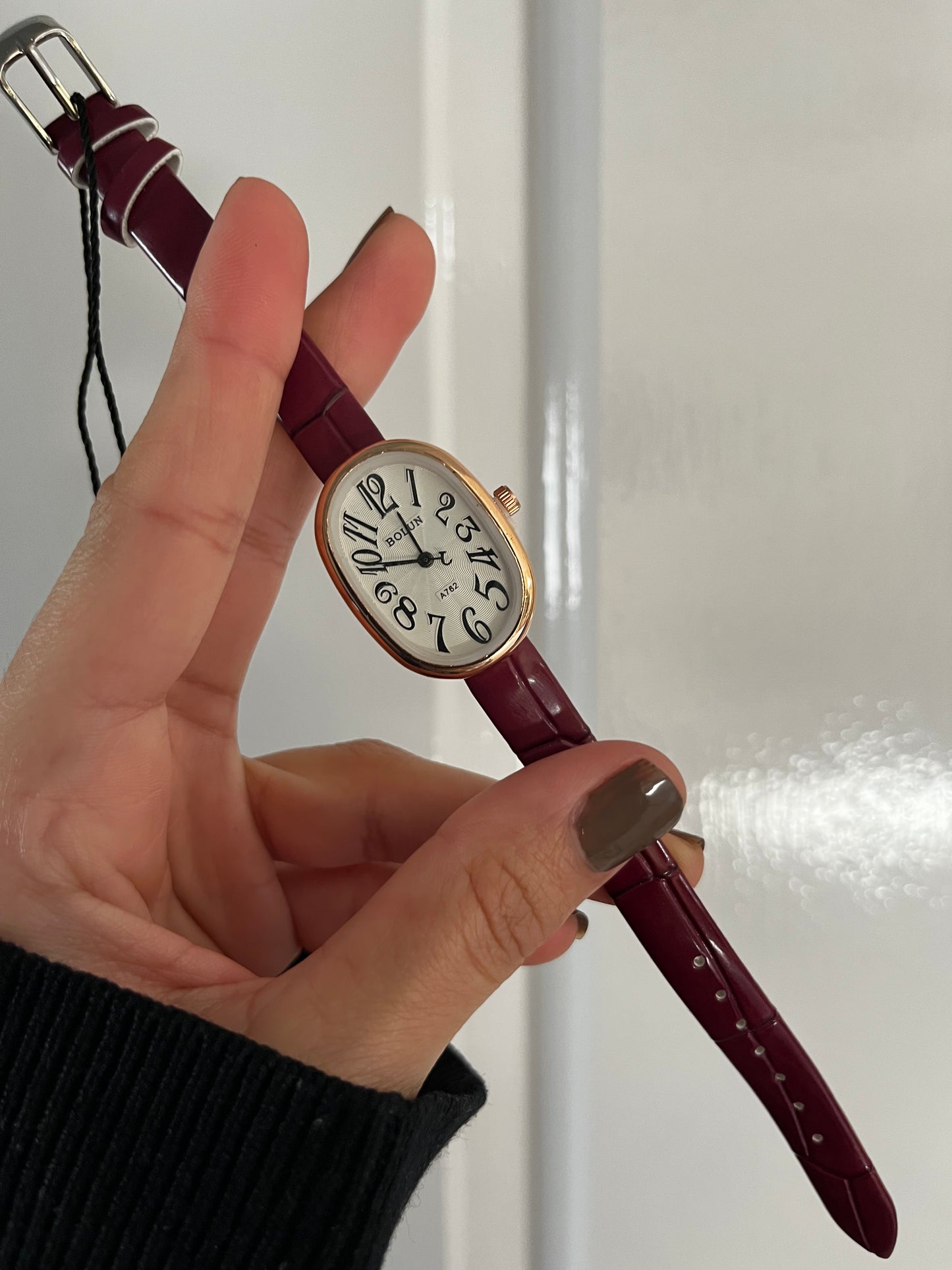 Petite Oval Watch pink strap