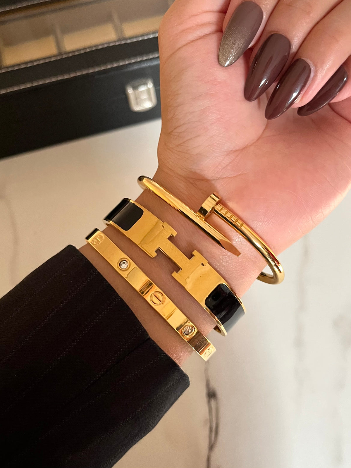 Hermes black edit stack