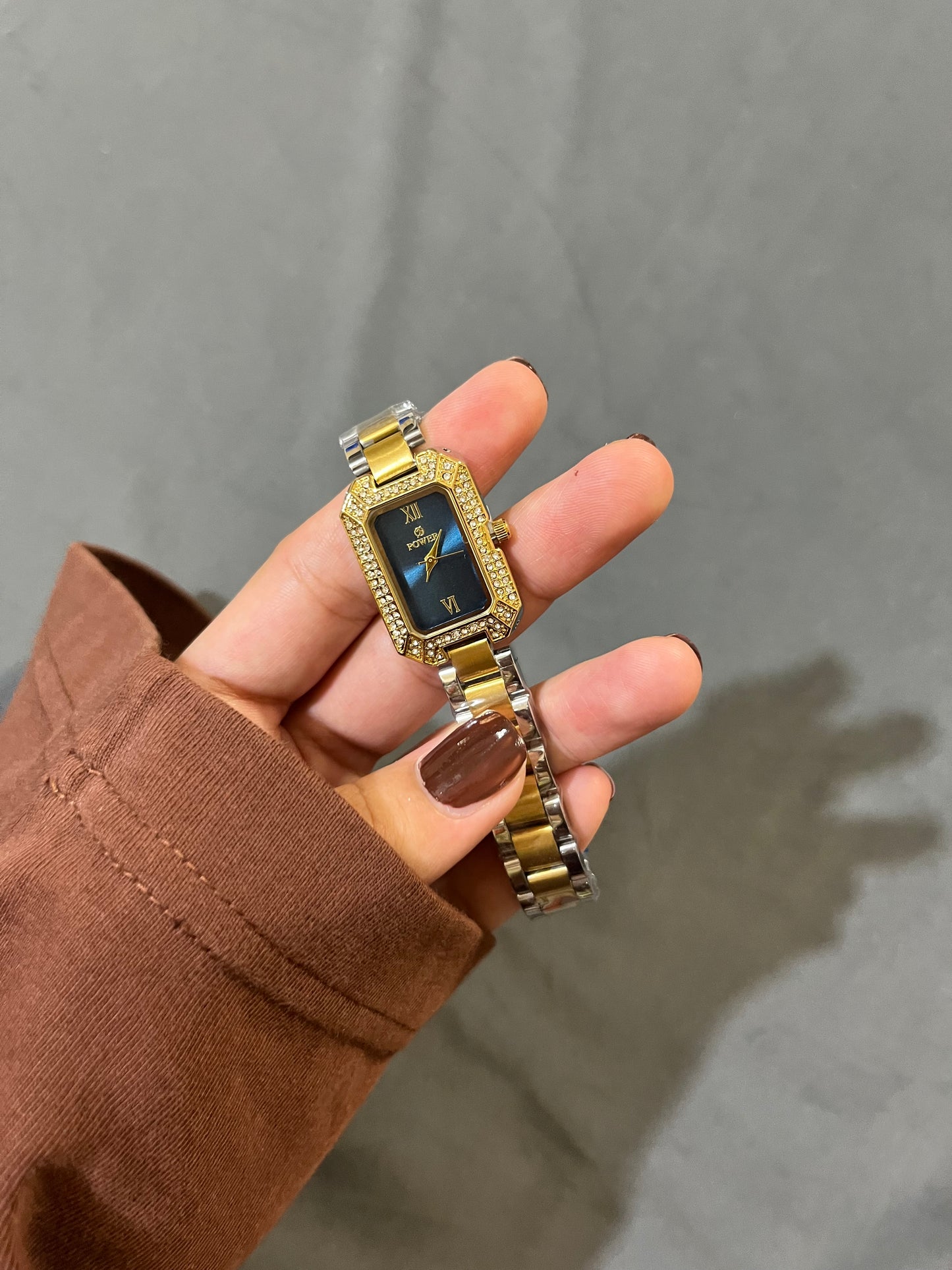 Vesper Luxury Watch-sapphire dial
