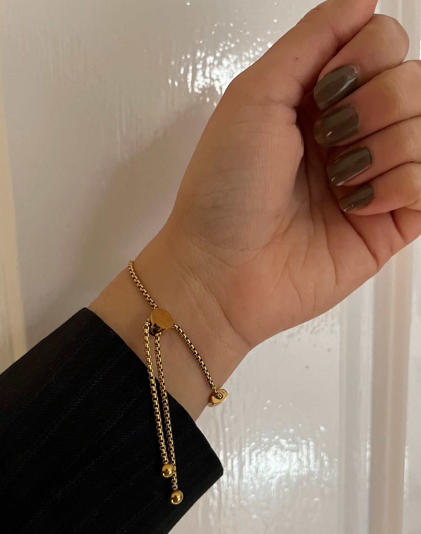 Vintage Oval Bangle Watch golden X black