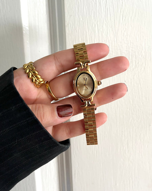 GOLDEN DIAL WATCH-water resistant stainless steel