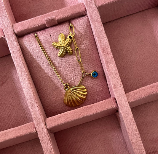SEASHELL CHARM NECKLACE