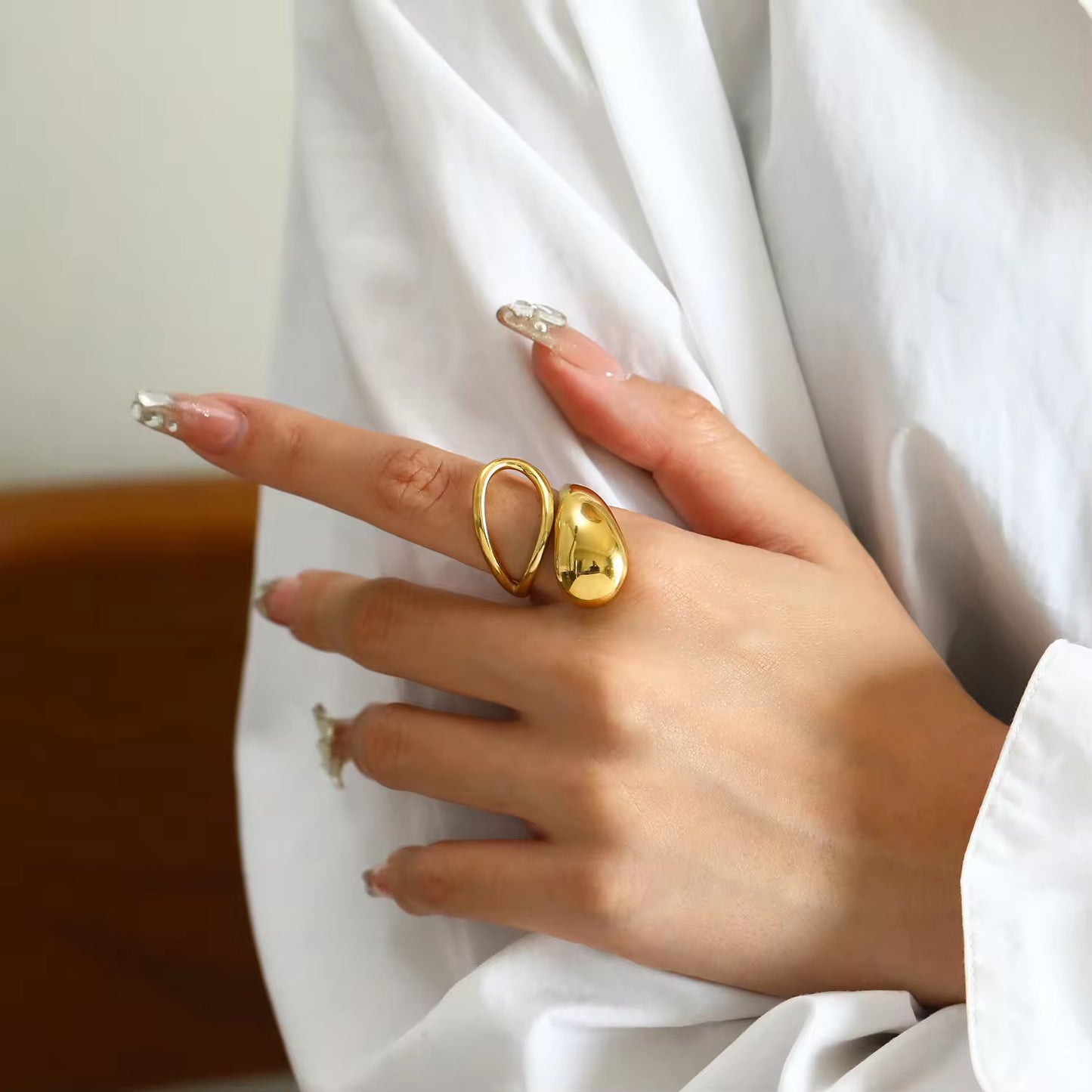 ORCHID GOLD RING