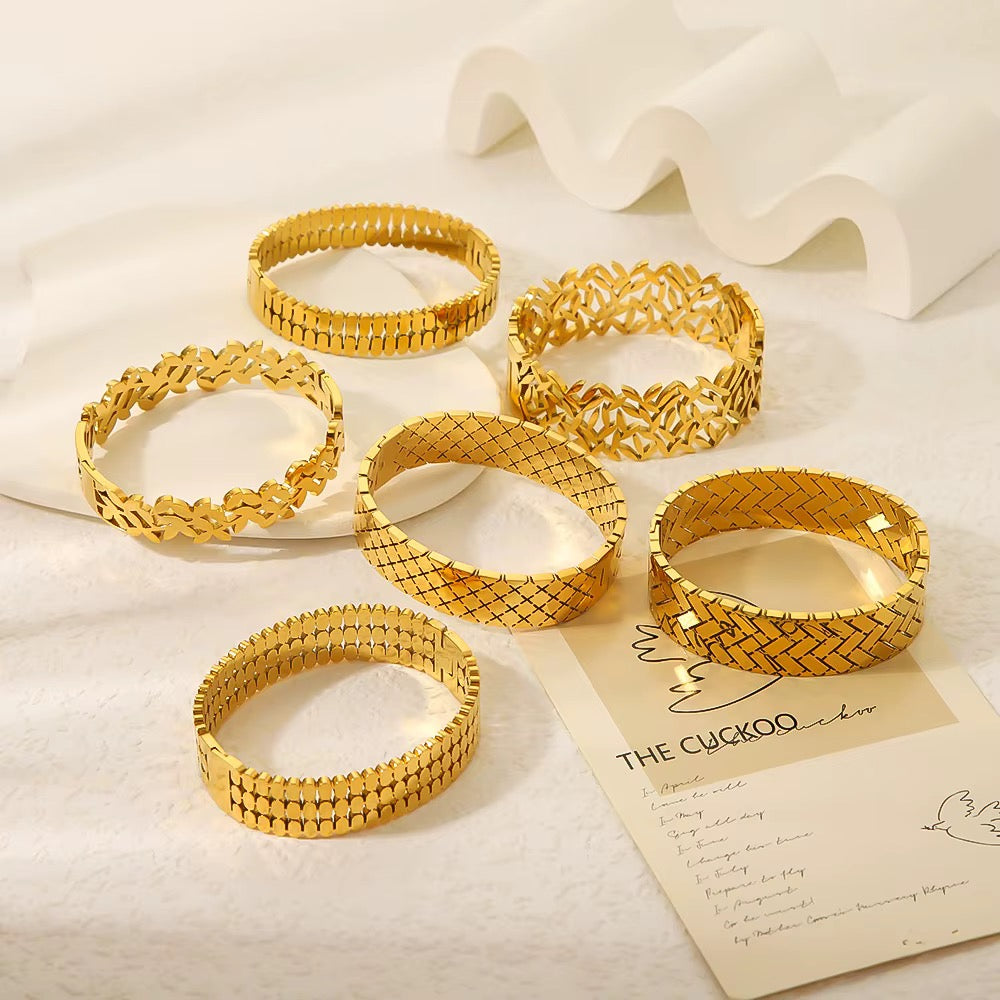 Oval Pattern Cuff