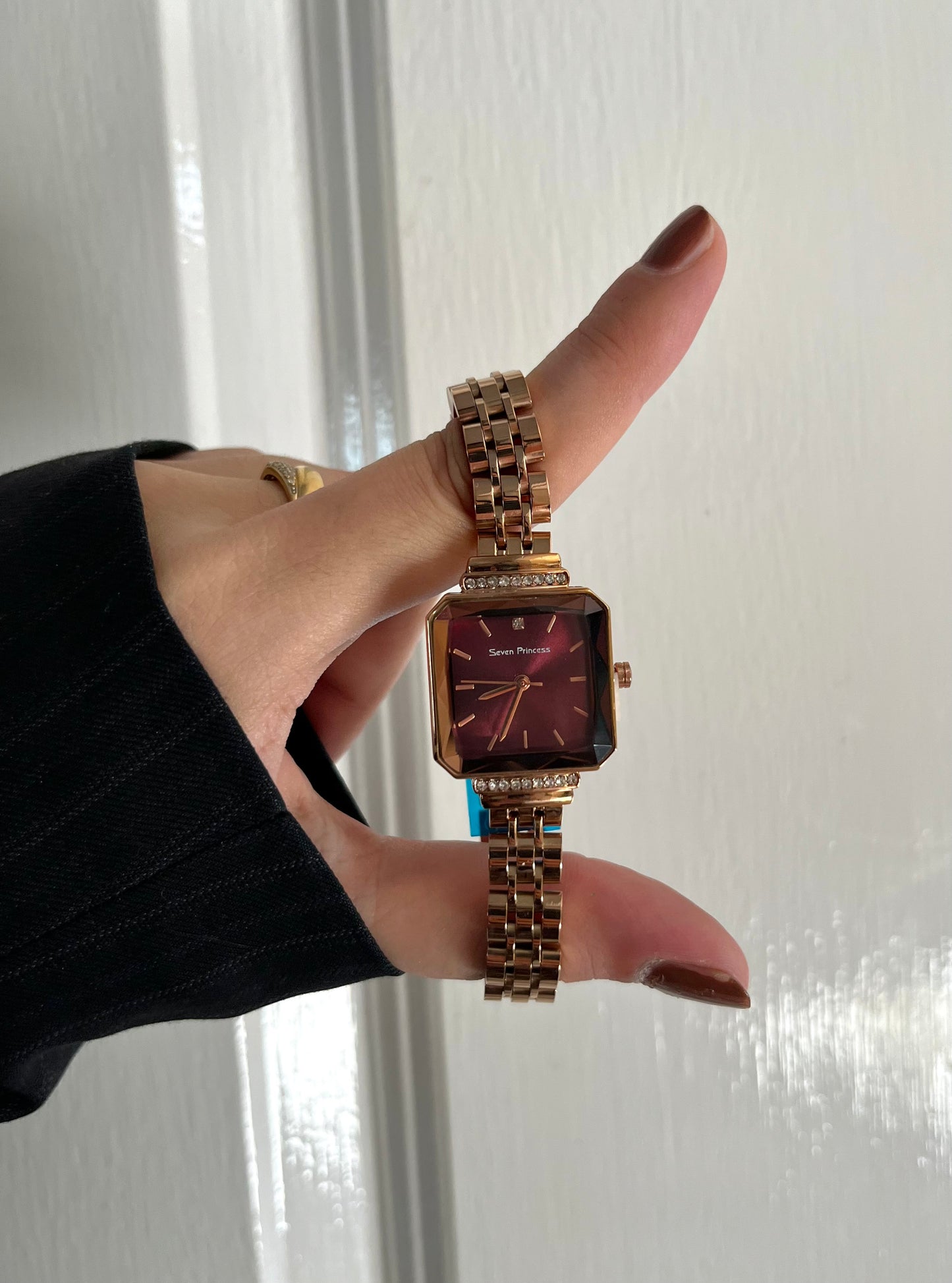 REGAL SQUARE WATCH (Mehroon dail)