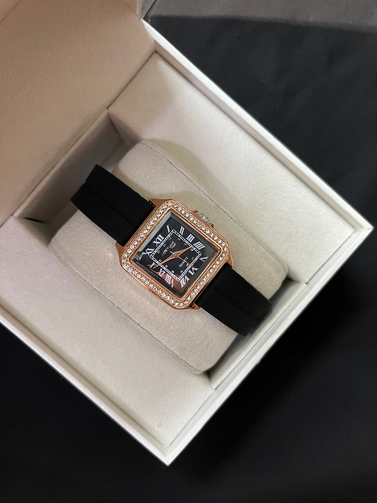 Timeless Magnetic Watch black dail