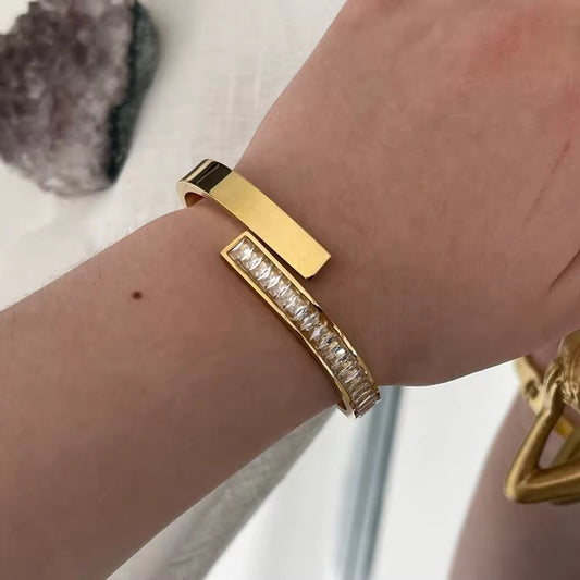 Ziraya Bangle