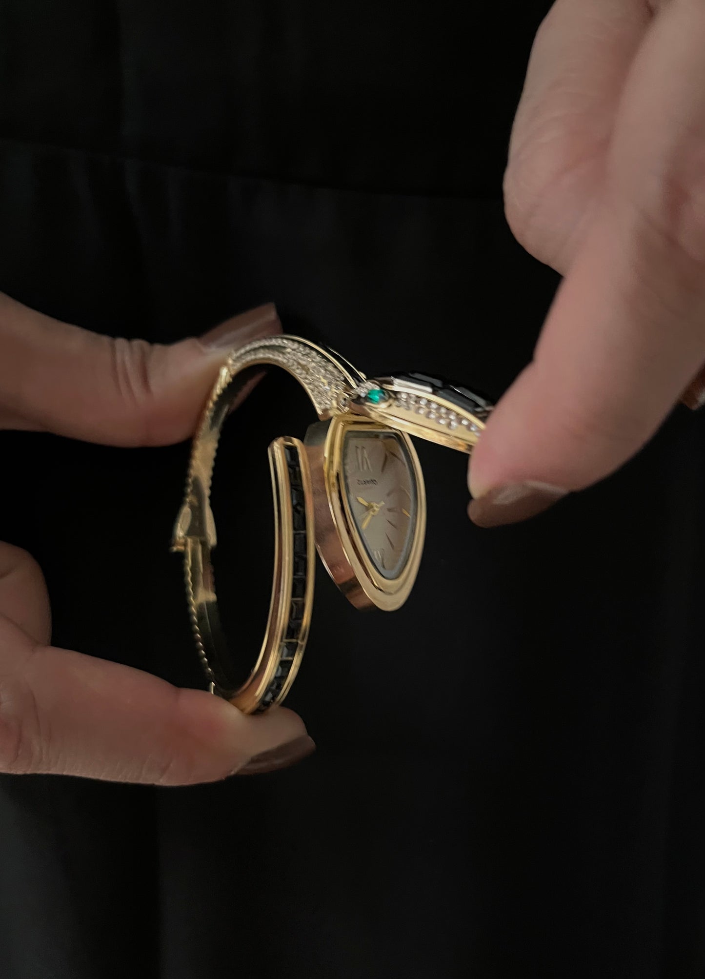 Snake Coil Cuff Watch-Black