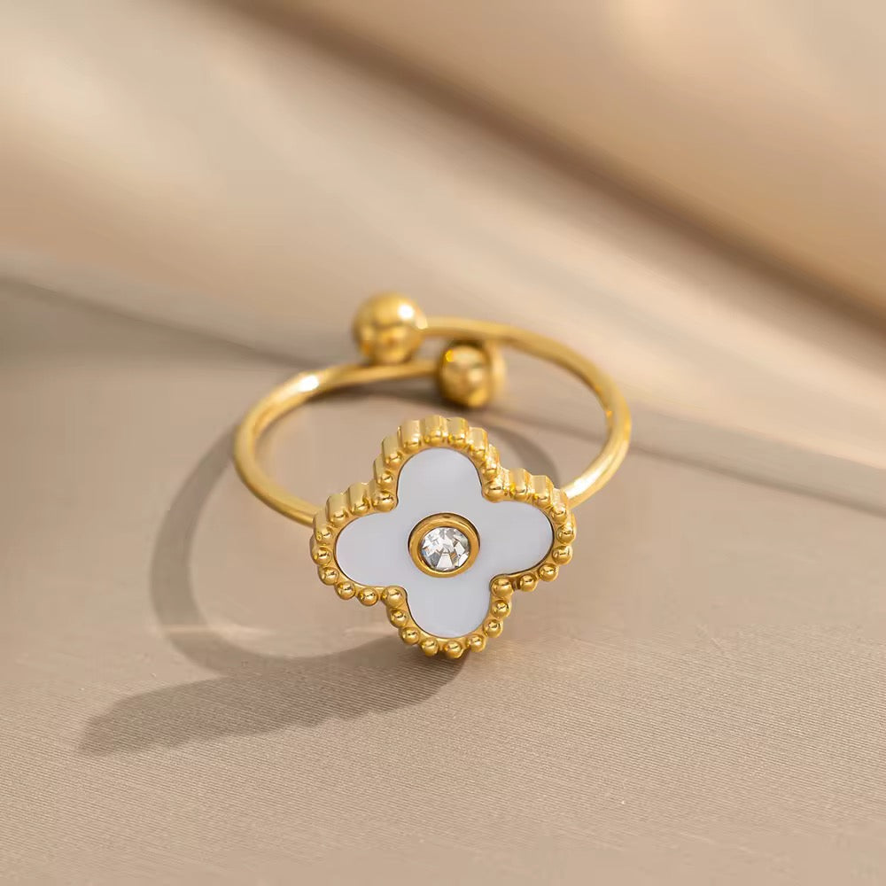 CHLOE RING