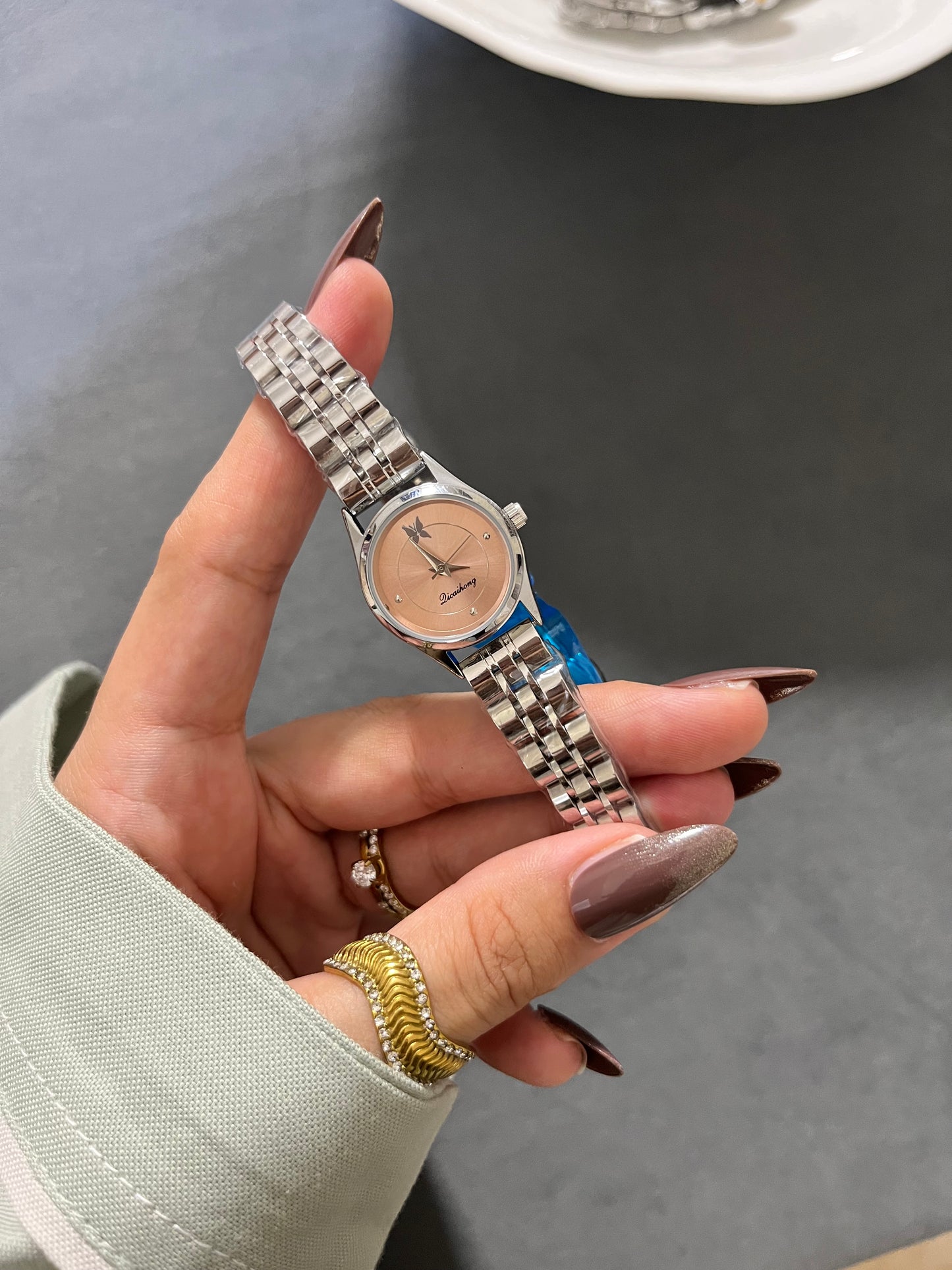 Champagne Élan Watch