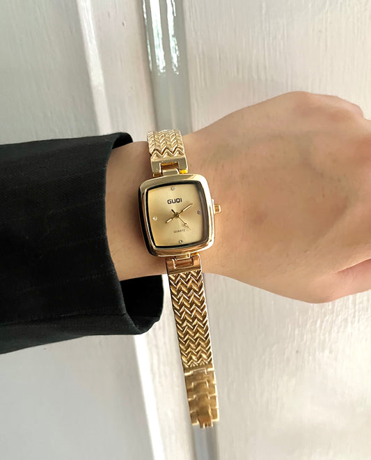 GOLDEN-GOLDEN DIAL WATCH