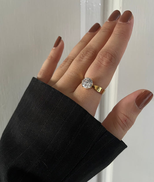 CRYSTAL MUSE RING