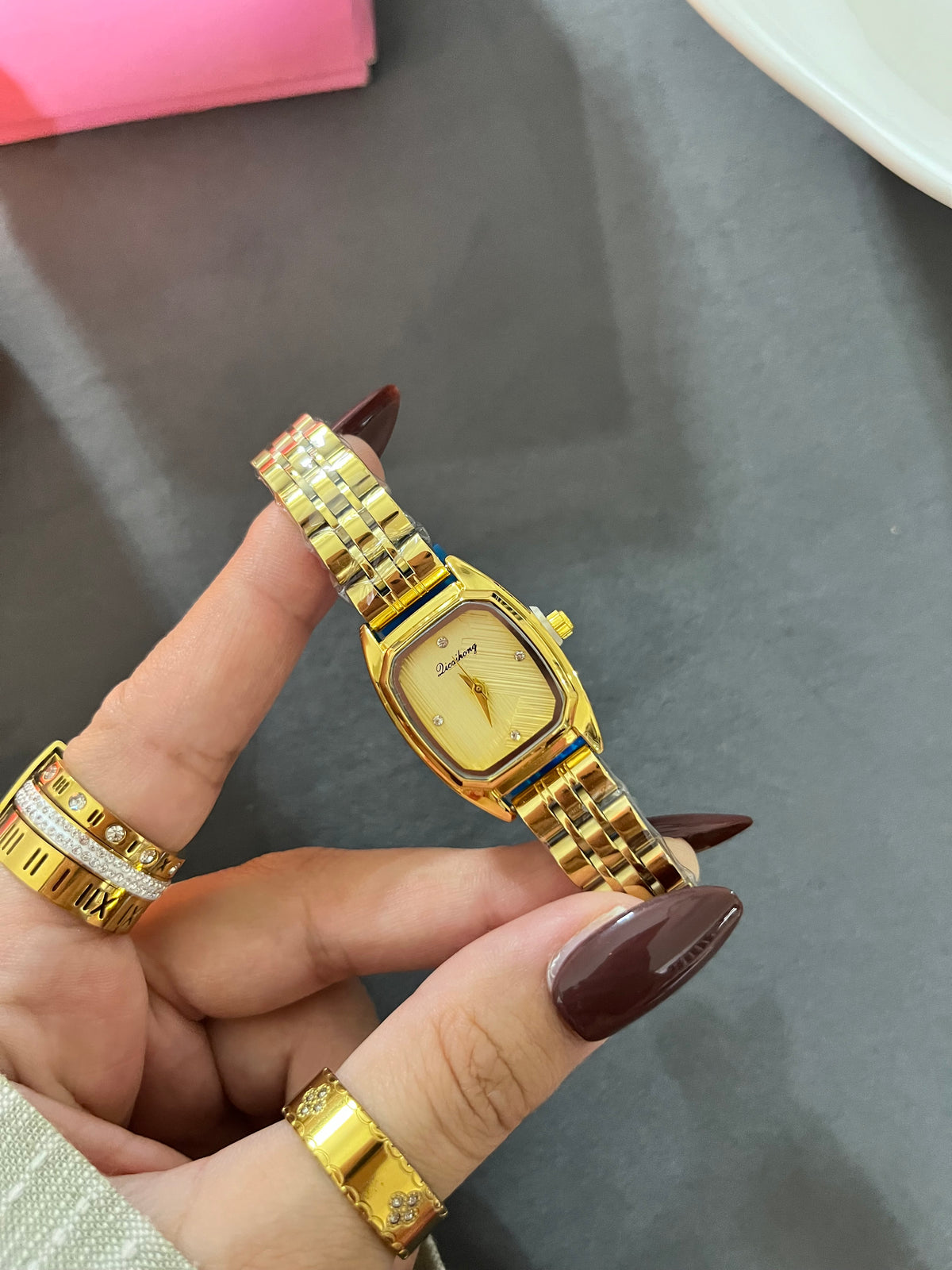 Golden  Whisper Square Watch