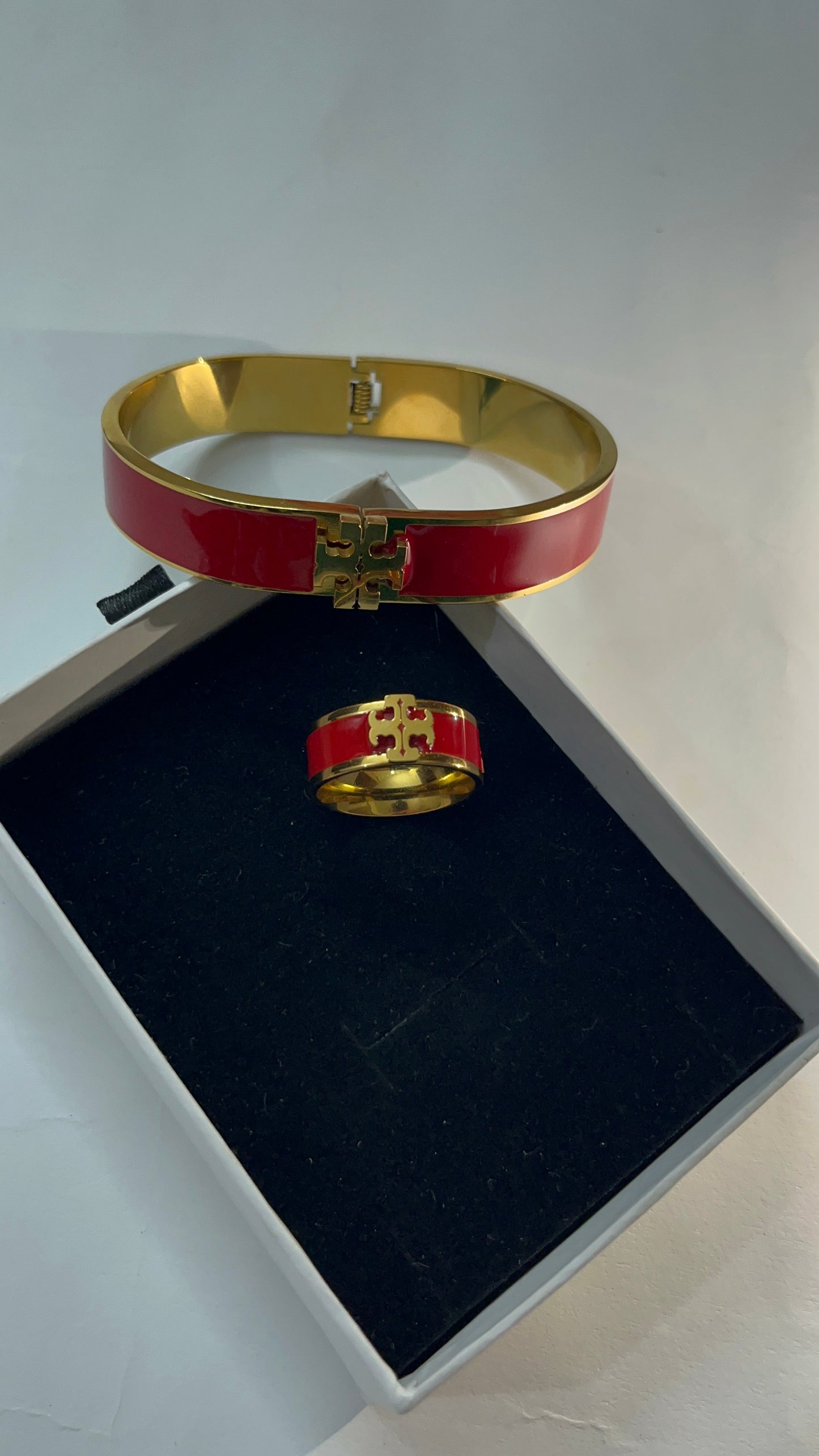 ✨RED ENAMEL SET