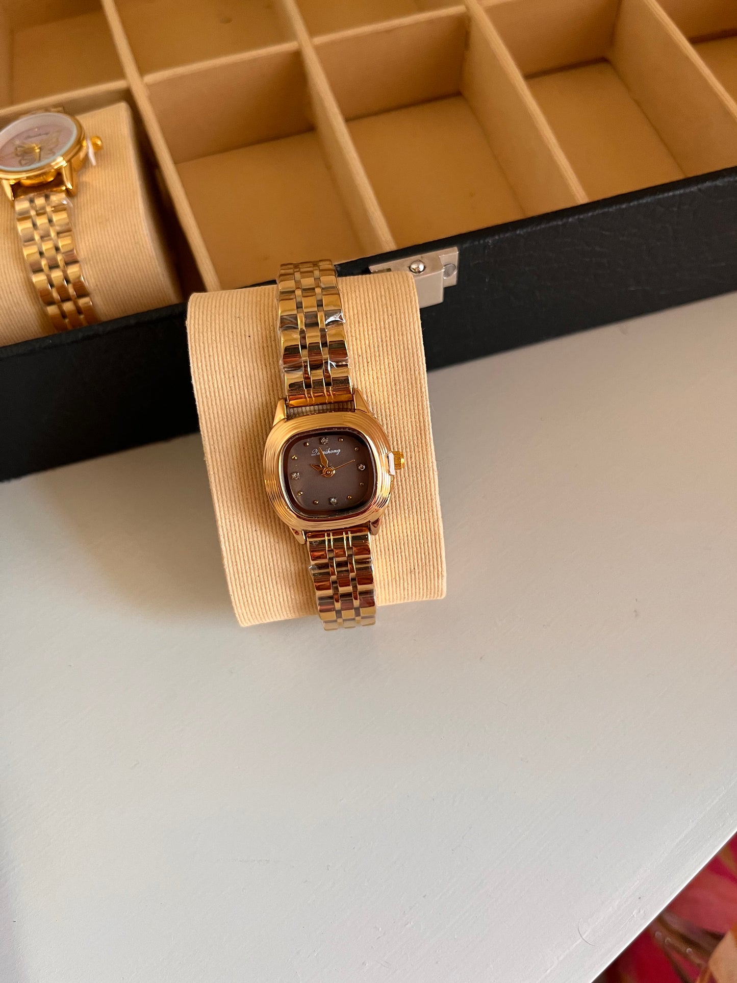 Monarque Brown Dail Watch