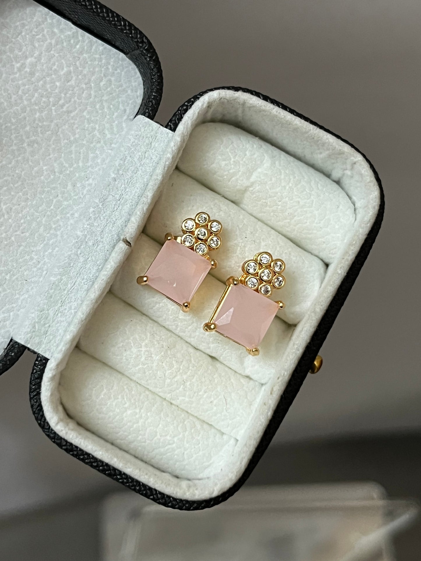 ZIRCON STUDS