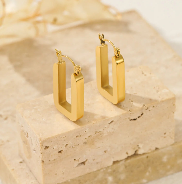 Glow Dangle Earings