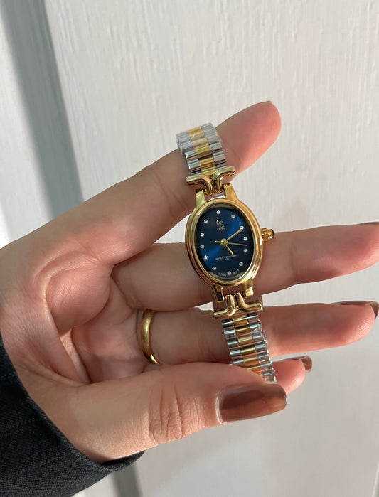 TOW TONE SAPPHIRE DIAL WATCH-water resistant stainless steel