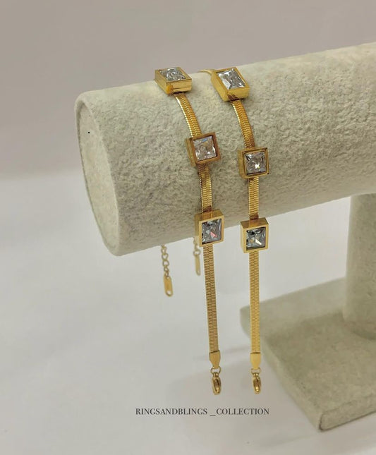 CASCADE BRACELET