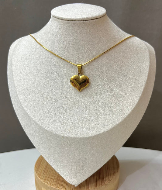 HEART NECKLACE