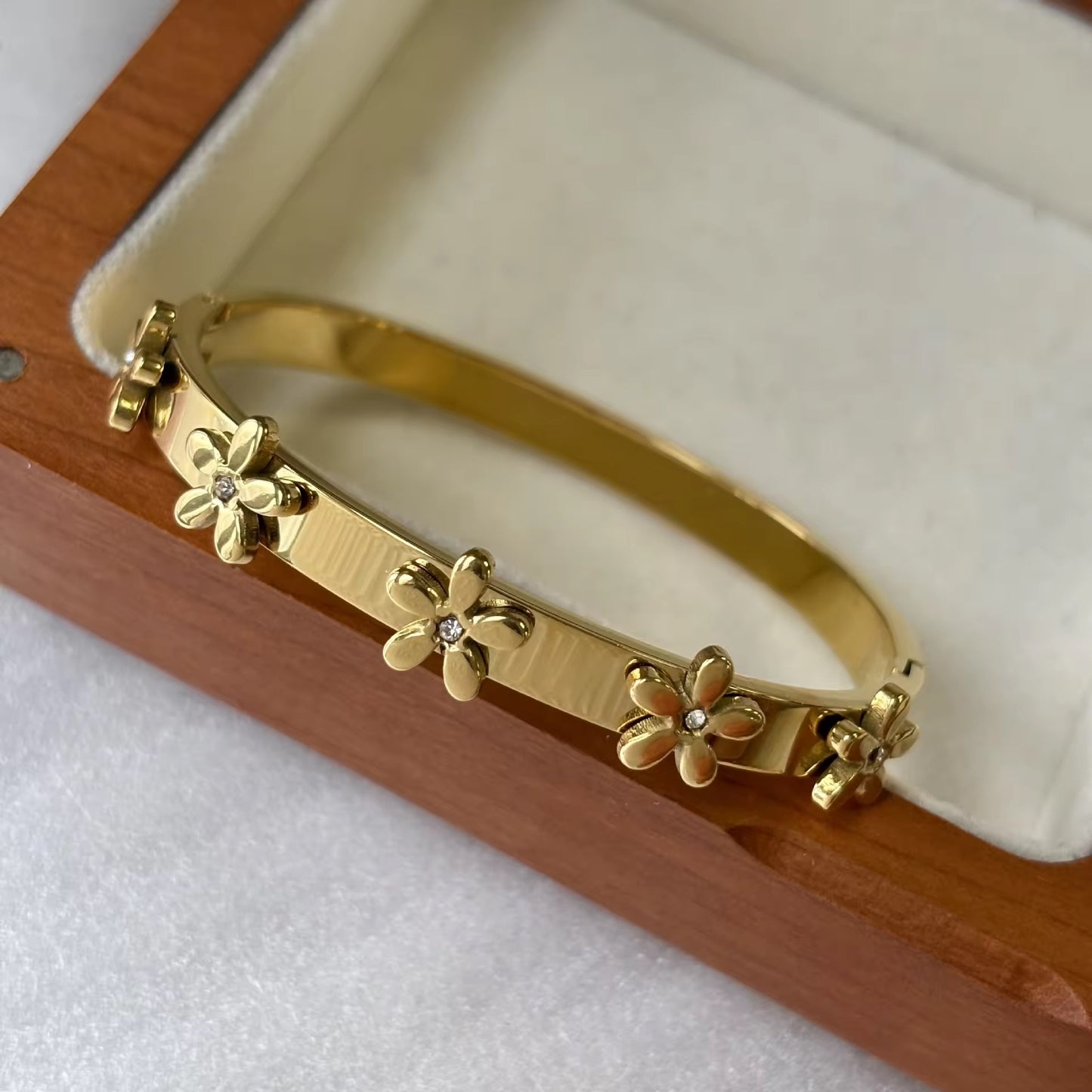 Daisy Bangle