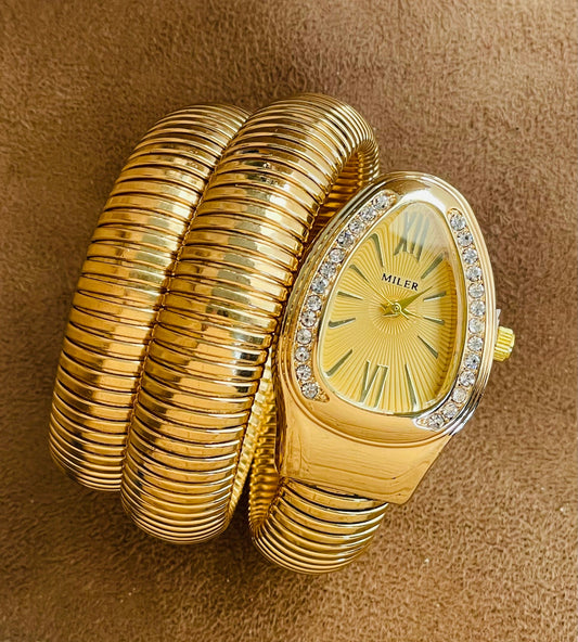 ✨Snake Serpenti Golden watch Crystal Studded✨