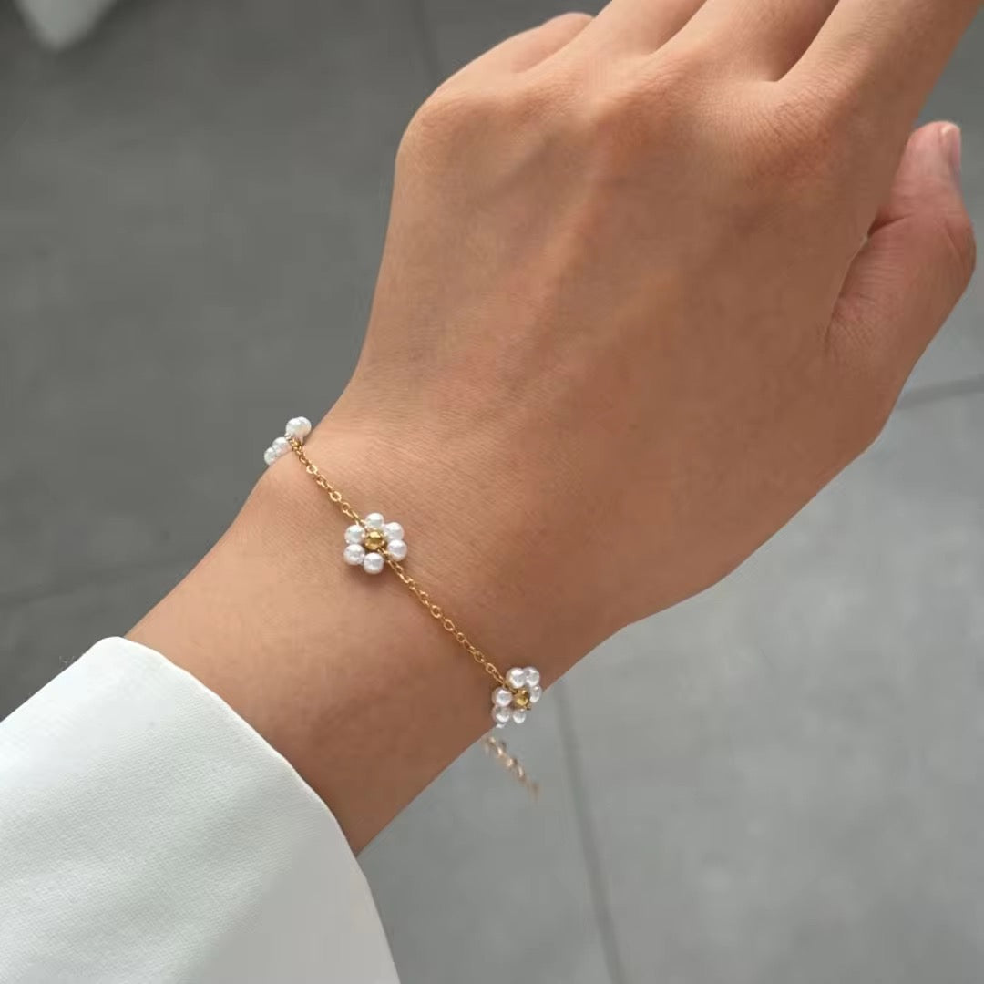 White Flower Bracelet
