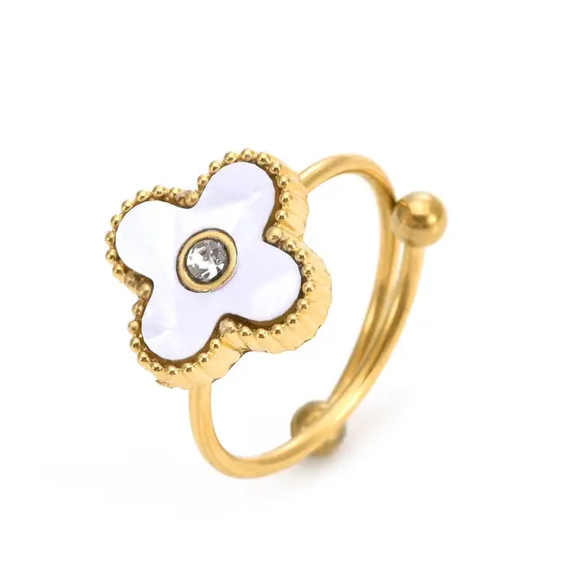 CHLOE RING